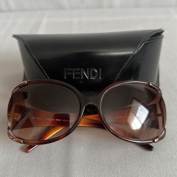 Fendi Sunglasses FS427AF main image 10